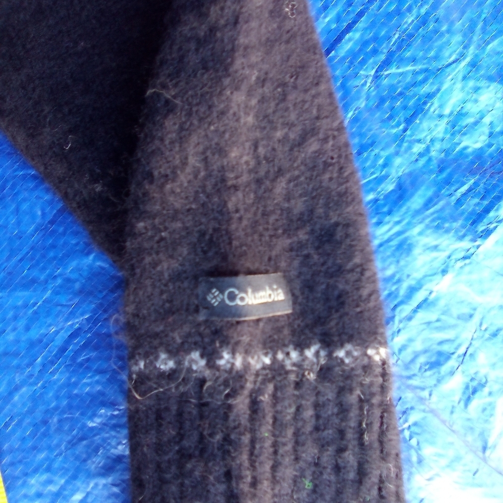 Columbia Woman's Black and Gray Sweater - Picture 3 of 8